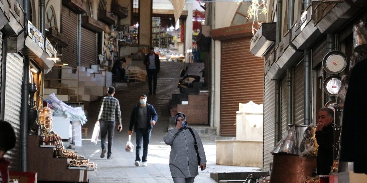 Kahramanmaraş Kapalı Çarşı sessizliğe büründü