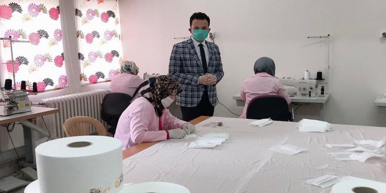 Göksun’da cerrahi maske üretiliyor