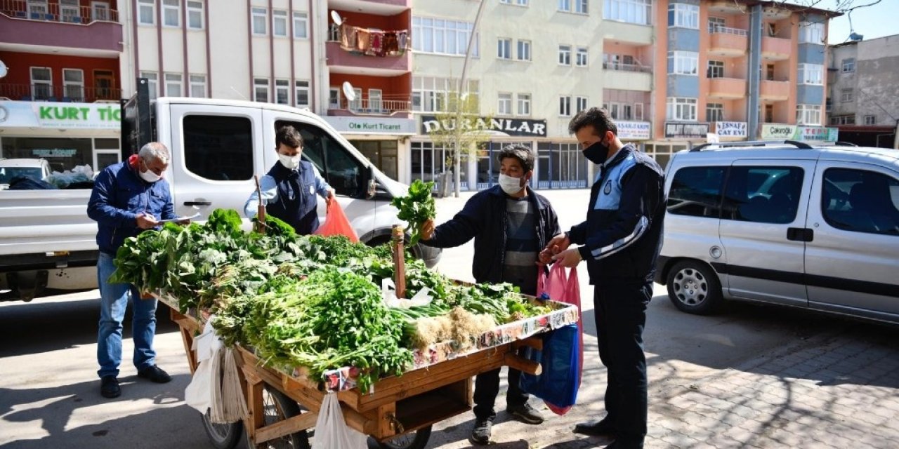 Elbistan Belediyesi’nden seyyar satıcılara destek