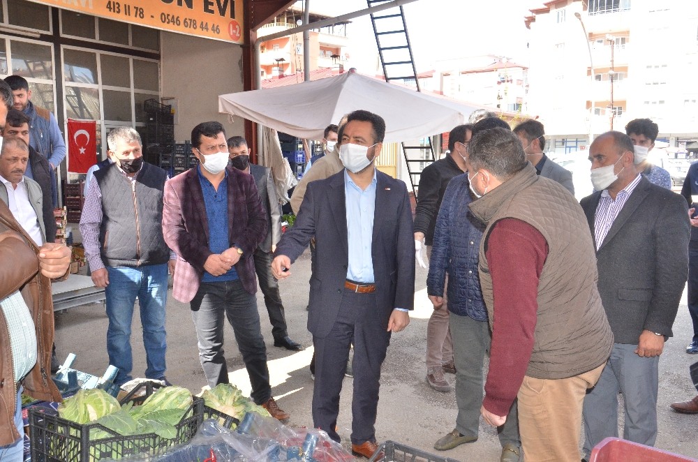Elbistan Belediyesi’nden hal ve pazarcı esnafına kira müjdesi