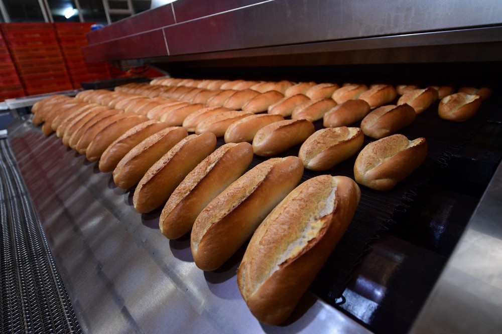 6 bin aileye ücretsiz ekmek dağıtılıyor