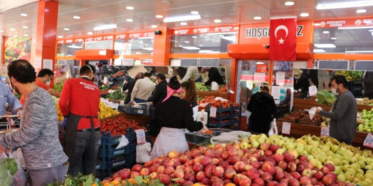 Kahramanmaraş’ta marketlerde Ramazan yoğunluğu