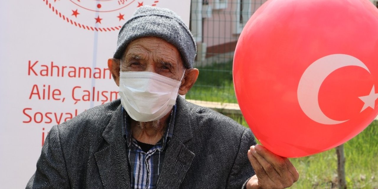 Kahramanmaraş'ta 101 yaşında korona virüsü yendi