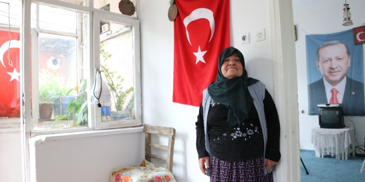 Behice teyze yardım değil Erdoğan’ın posterini istedi