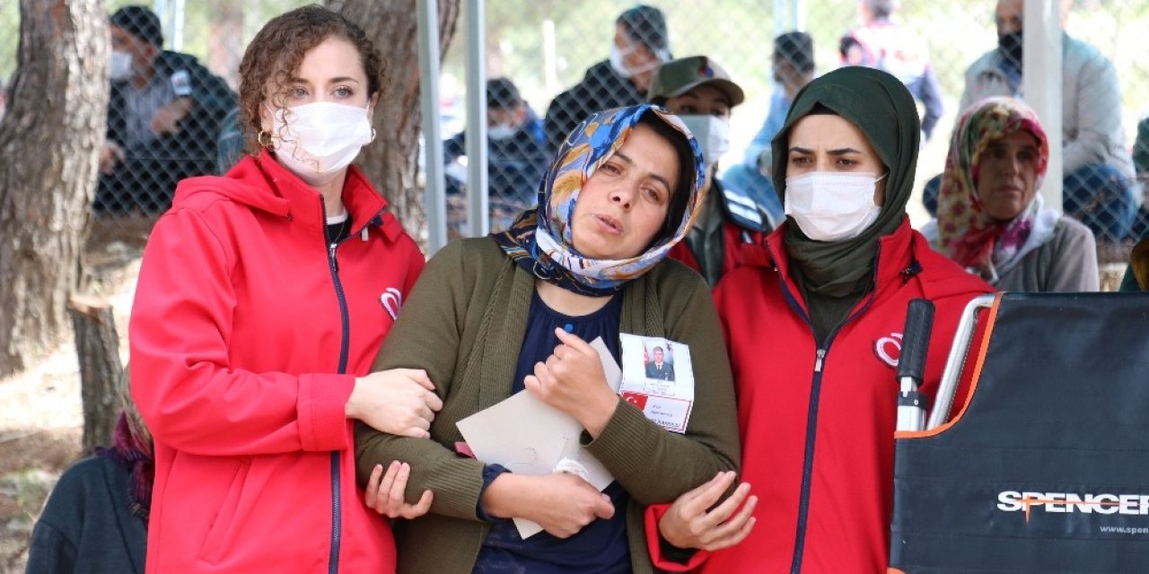 Kahramanmaraşlı şehit son yolculuğuna uğurlandı