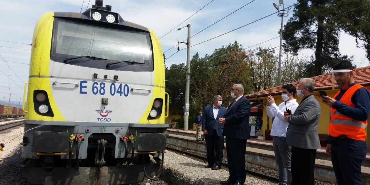 Belediye başkanından sıradışı dezenfekte