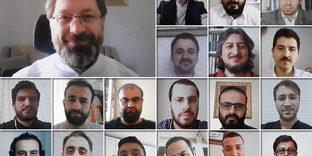 "Gençlerimiz, milletimize ve insanlığa hizmet etme idealine sahip olmalıdır”