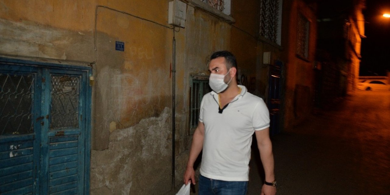 Kahramanmaraş'ta Kurbanlık danayı kesip 150 aileye dağıttı