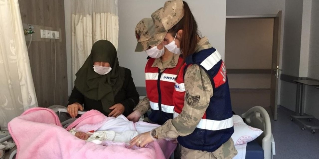 Silah arkadaşlarının baba olma sevincini paylaştılar