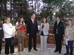 KADIN GİRİŞİMCİLER DERNEĞİNDEN KAYMAKAM KANTAYA PLAKET