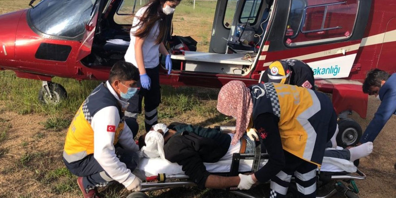 Göksun yaylasındaki çoban ambulans helikopterle hastaneye kaldırıldı