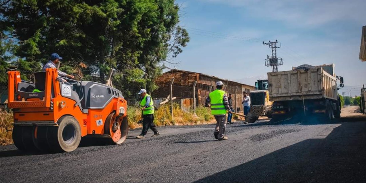 Dulkadirolu’nda asfalt çalışmaları tam gaz sürüyor