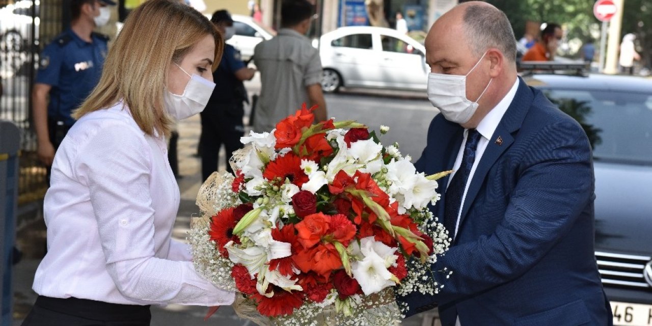 Kahramanmaraş'ın yeni valisi iş başı yaptı