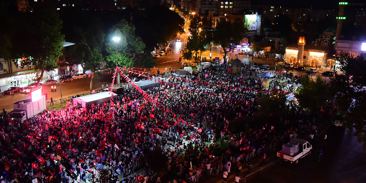 '15 Temmuz, millet iradesinin yansımasıdır.'