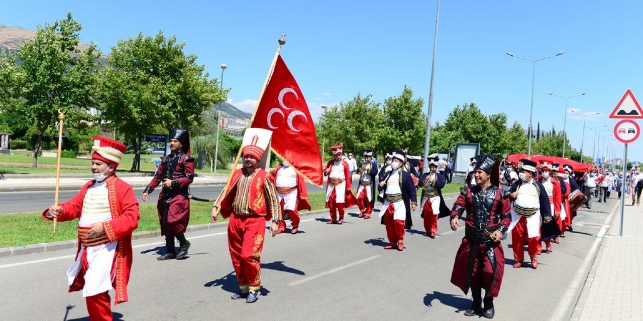 KSÜ, 15 Temmuz Şehitlerini Yâd Etmek İçin Yürüdü