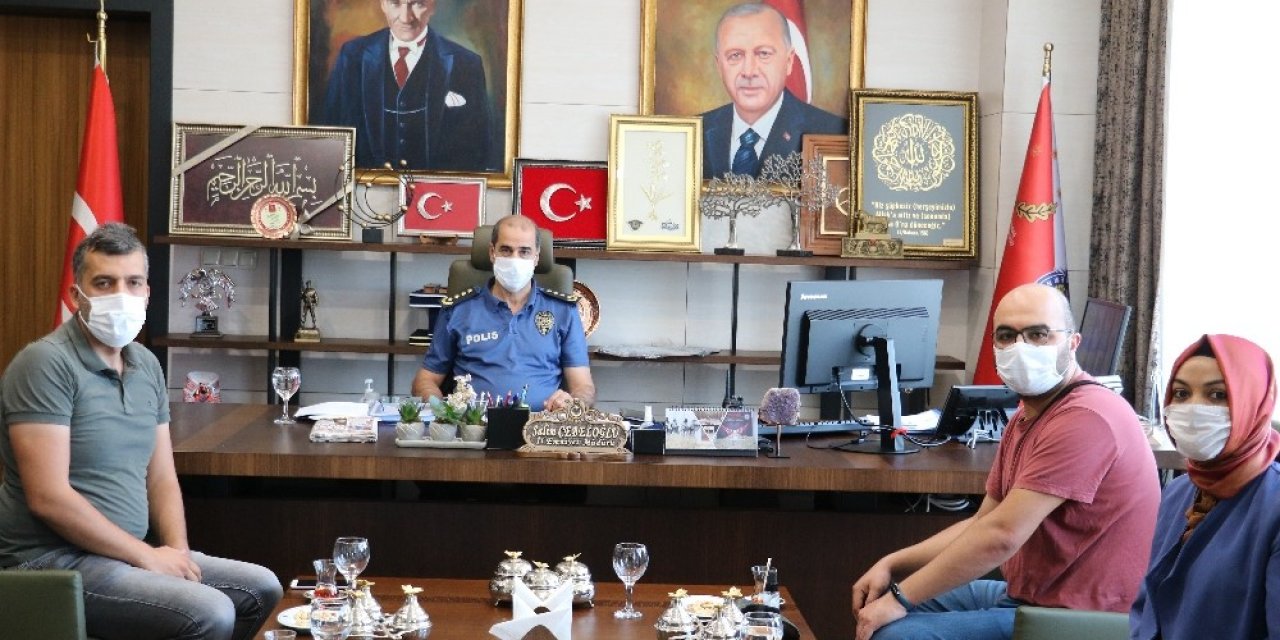 Cebeloğlu: "Tepelerinden inmeyeceğiz"