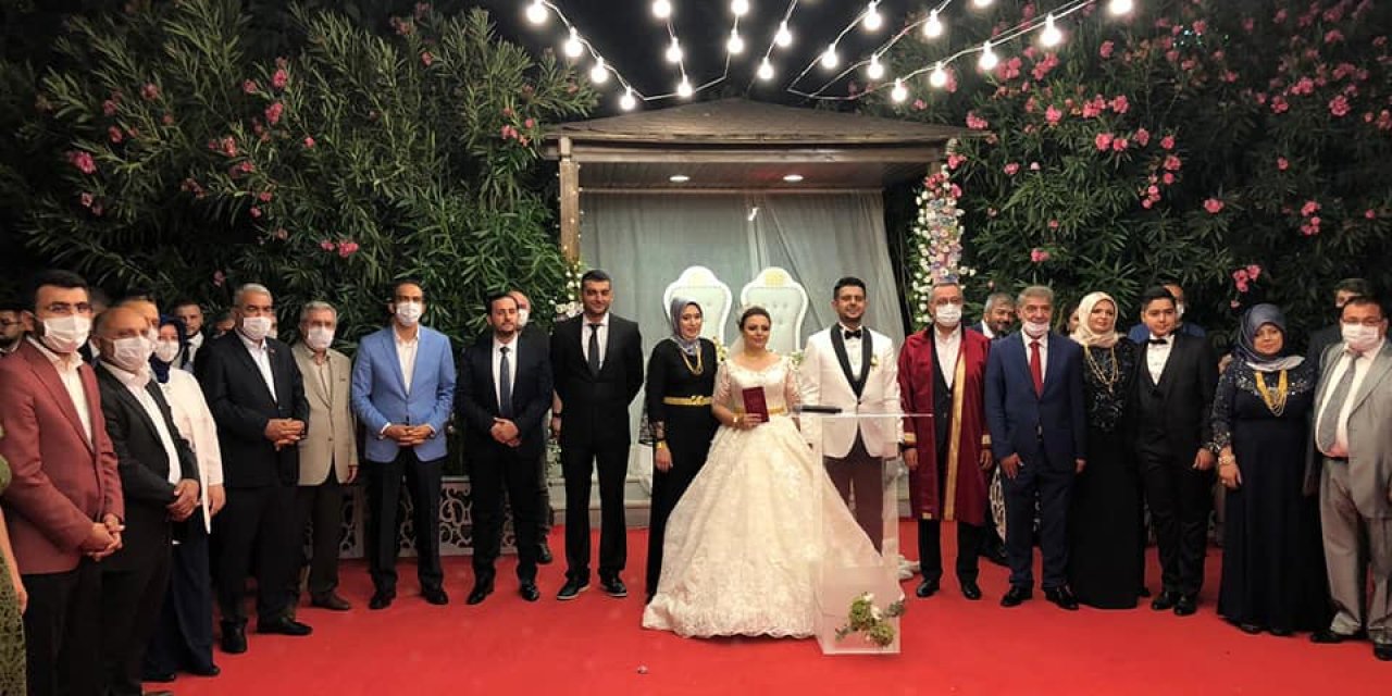 Nikah Şahidi Ahmet Özdemir oldu, Cuma Güler oğlunu evlendirdi
