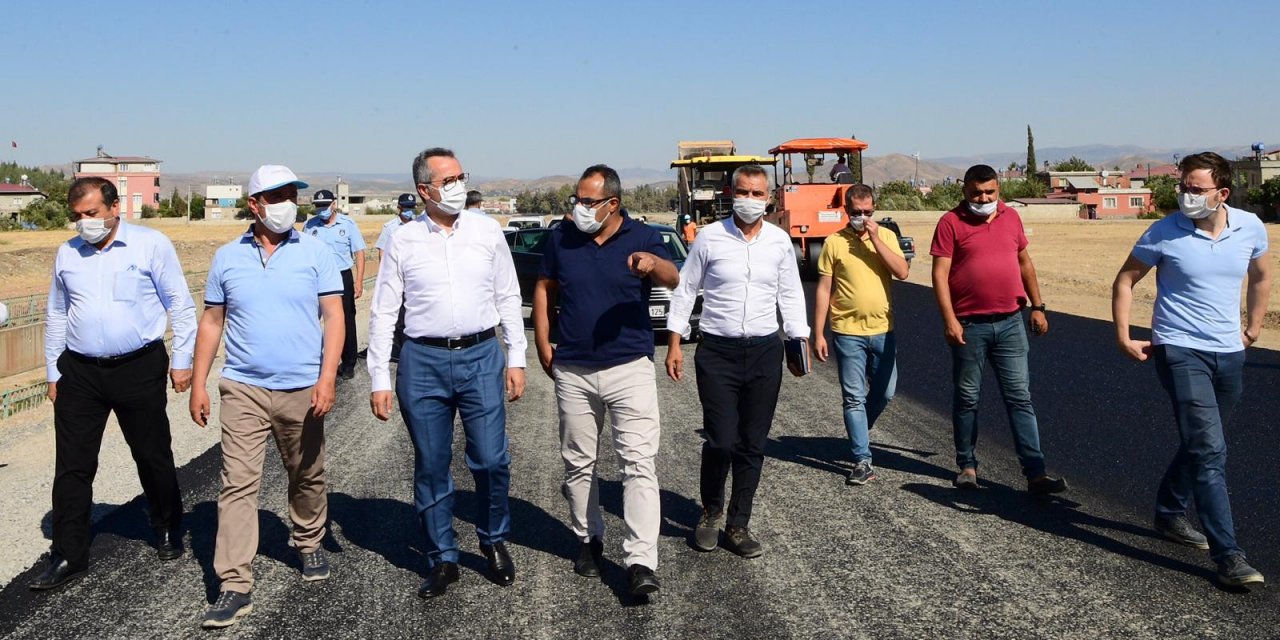 Büyükşehir Belediyesi 50 milyon liralık asfalt serimi yaptı