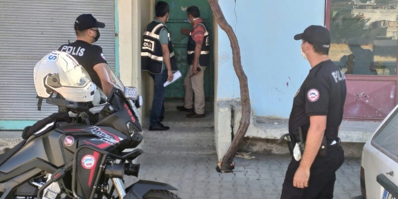 Hala bu "dolandırıcılara" kanıyorlar sahte polislere gerçek polisler suç üstü yaptılar