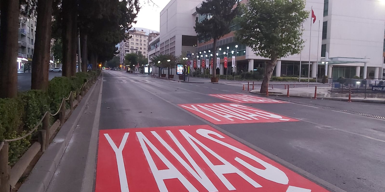 Kahramanmaraş’ta yol çizgileri yenileniyor