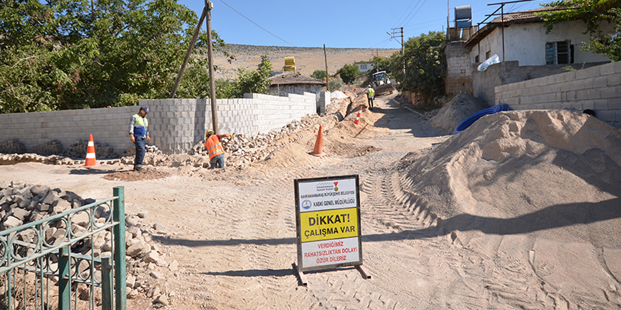 KASKİ Pazarcık’ta içme suyu çalışmalarına devam ediyor