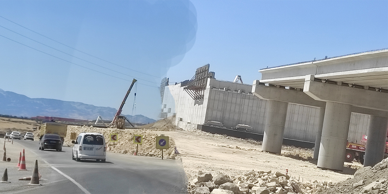 Göksun yolunda hummalı çalışma, 29 Ekim gününe yetişecek gibi gözüküyor