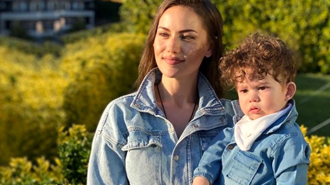 Fahriye Evcen: Onu hiçbir şeye değişmem