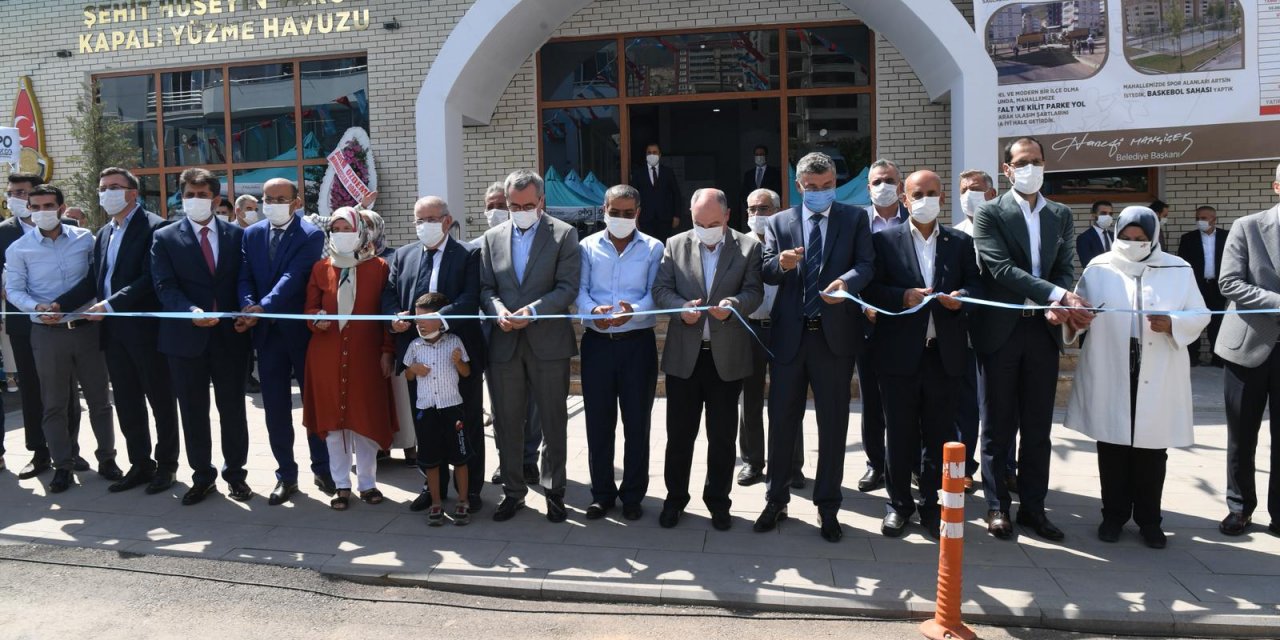 Onikişubat Belediyesi yaptı, Şehit Hüseyin Varol yüzme havuzu açıldı
