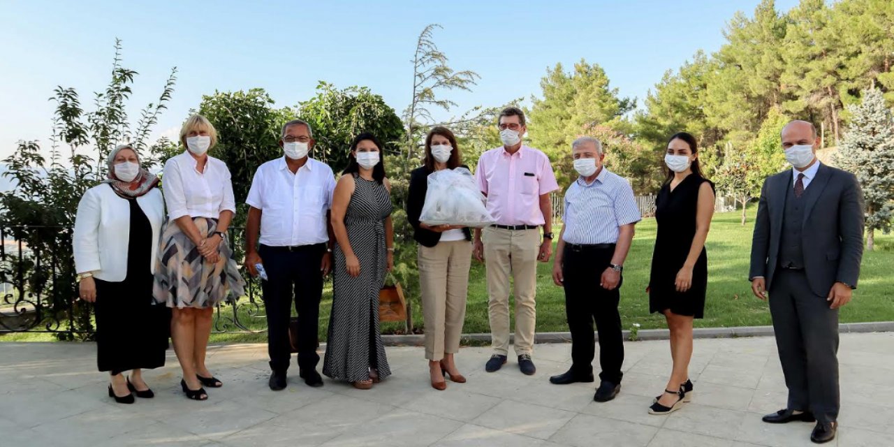 Hollanda Büyükelçisi KİPAŞ Holding’i ziyaret etti