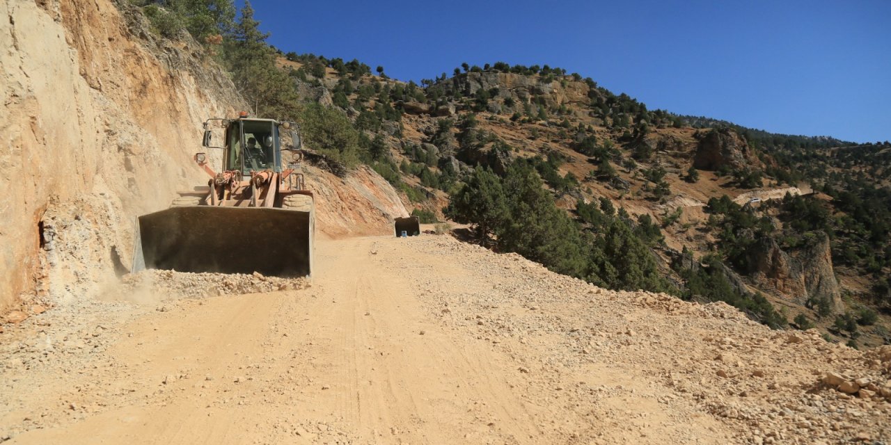 Kahramanmaraş’taki grup yollarında iyileştirme çalışmaları yapılıyor