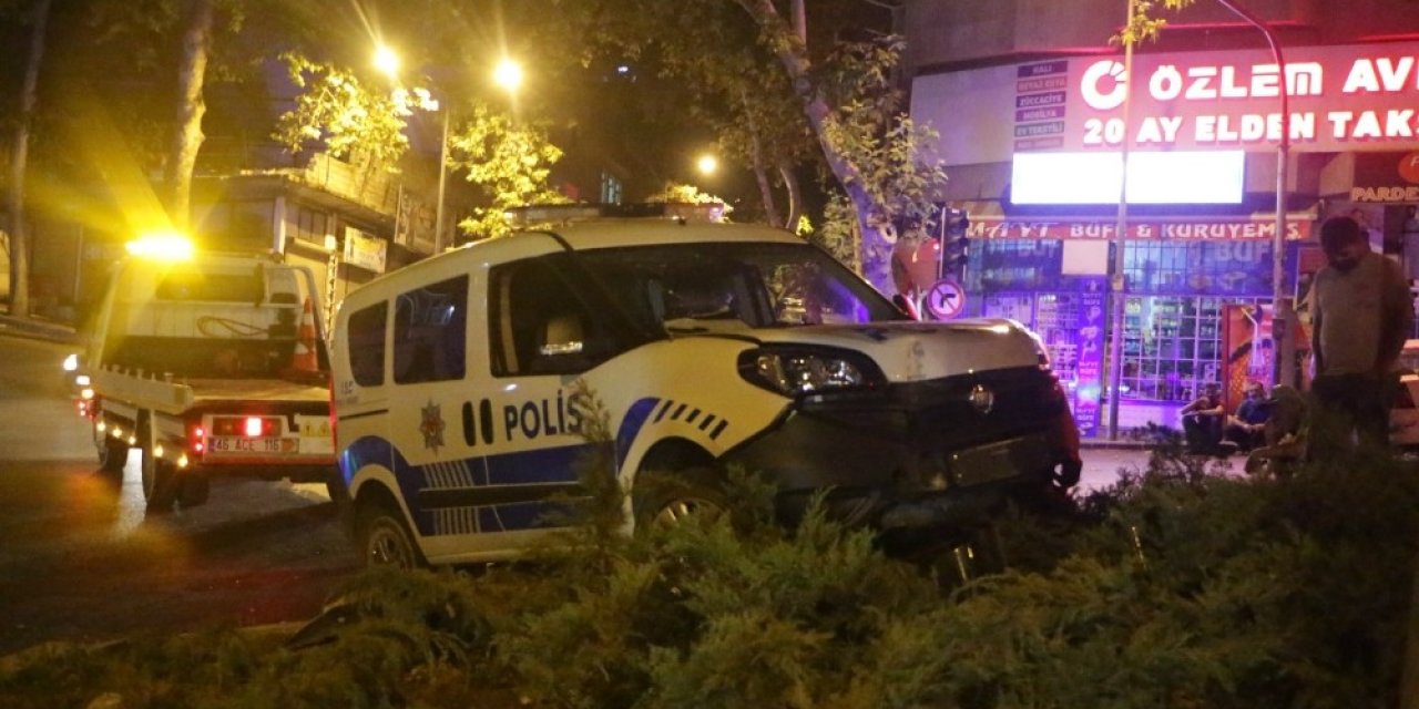 Kahramanmaraş'ta kaçan otomobili kovalayan ekip otosu kaza yaptı