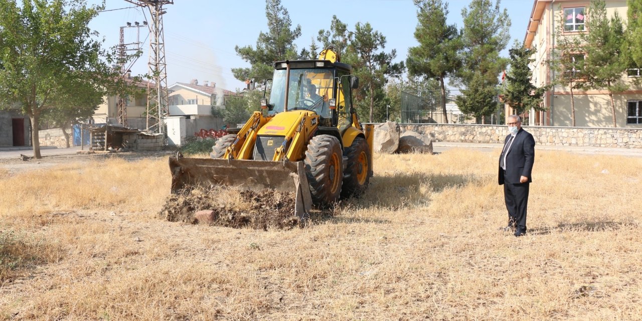 Pazarcık Belediyesi gençlere yatırım yapıyor