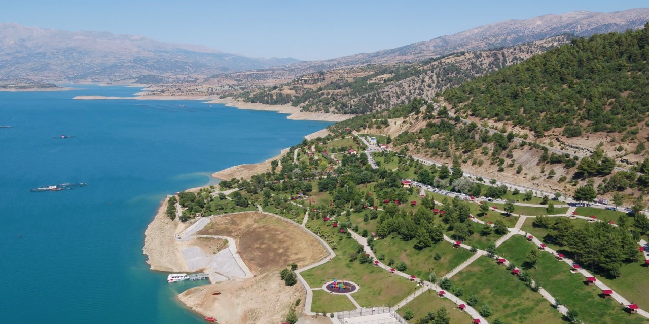 Kahramanmaraş'taki Menzelet Barajı cazibe merkezi oldu