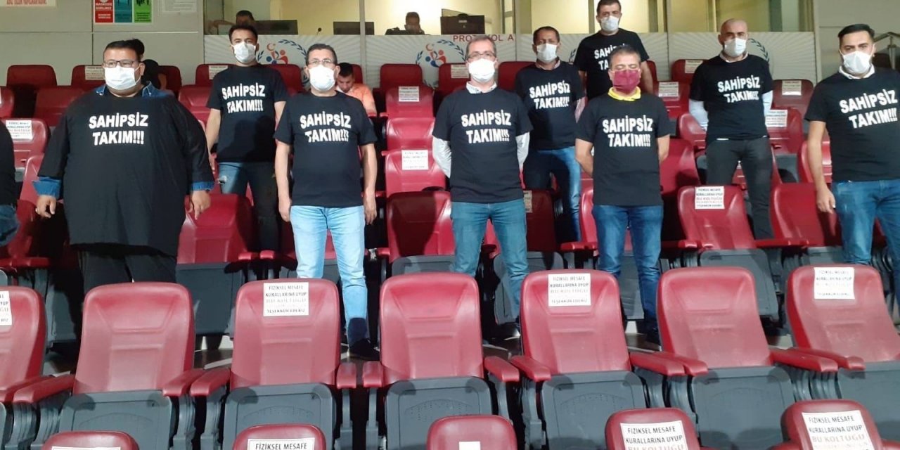 Kahramanmaraşspor taraftarlarından imalı tişört!