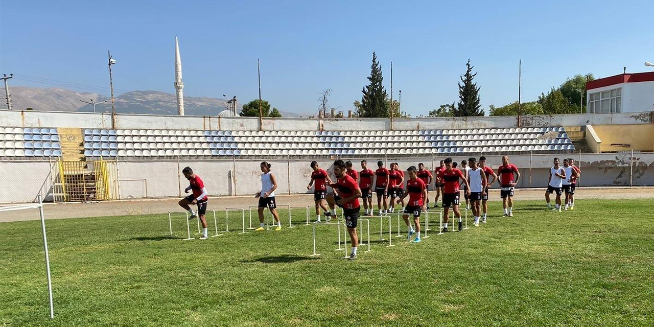 Kahramnamaraşspor’da Şanlıurfaspor maçı hazırlıkları sürüyor