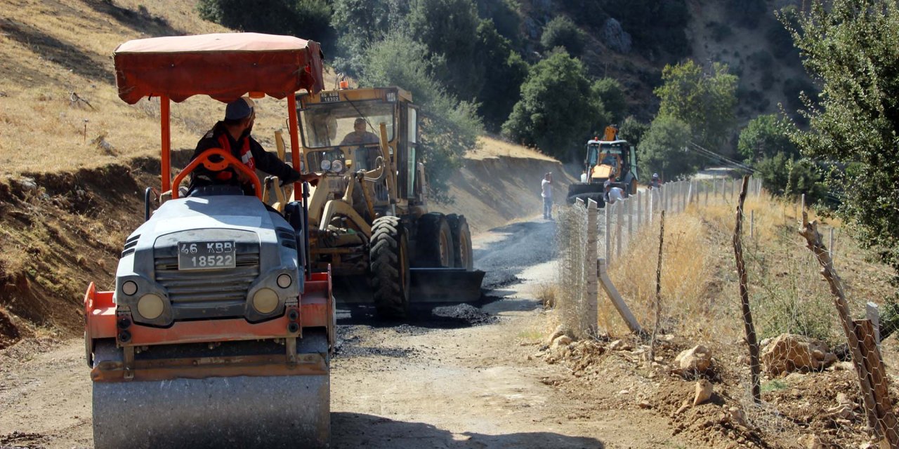 Kahramanmaraş’taki grup yolları kışa hazırlanıyor