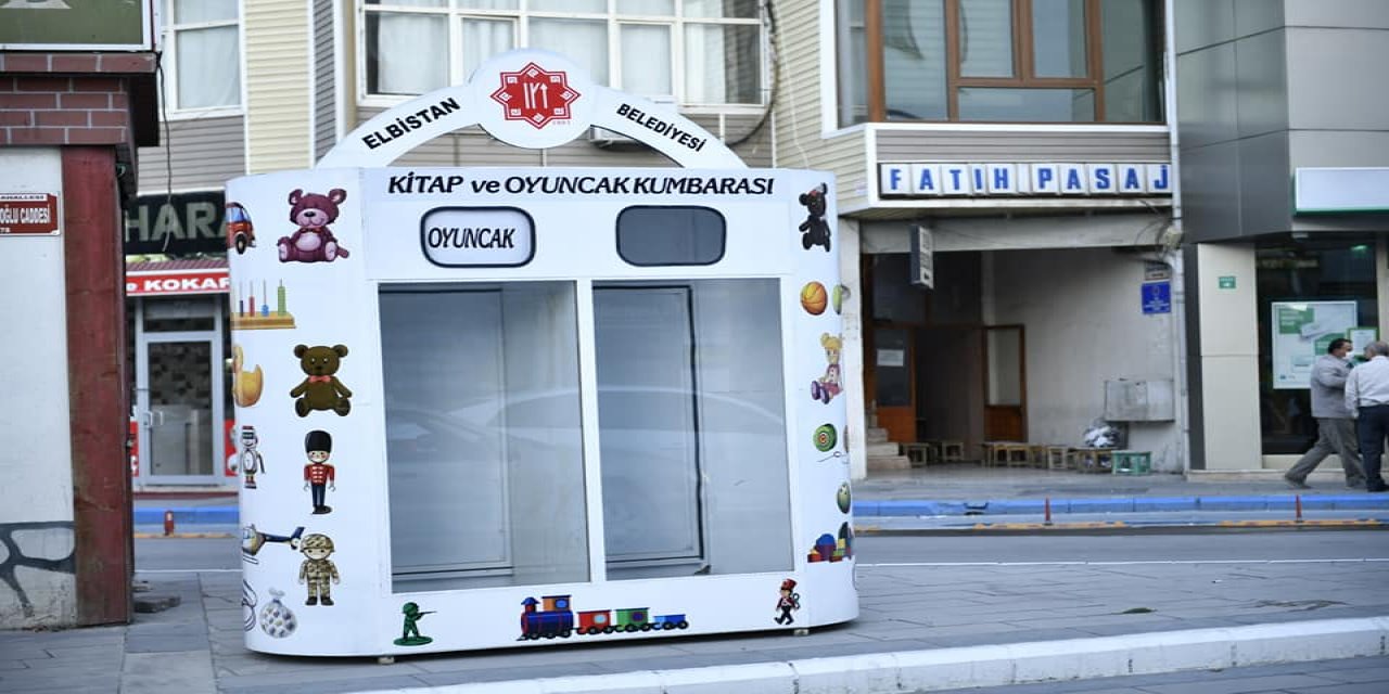 Elbistan’daki geri dönüşüm kutuları destek bekliyor