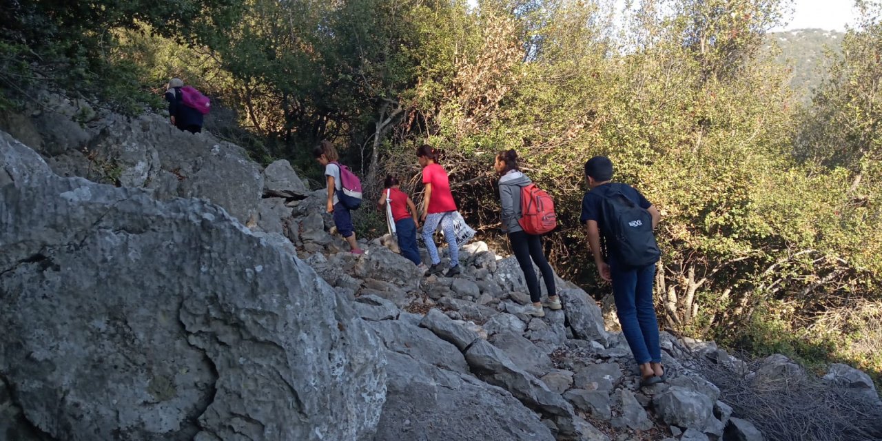 Kahramanmaraşlı öğrencilerin dağlık alanda EBA yolculuğu