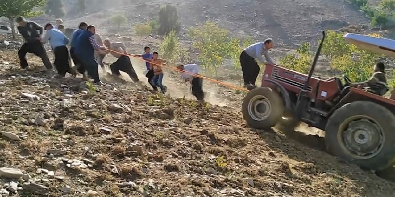 Kahramanmaraş'ta traktör kurtarma operasyonu