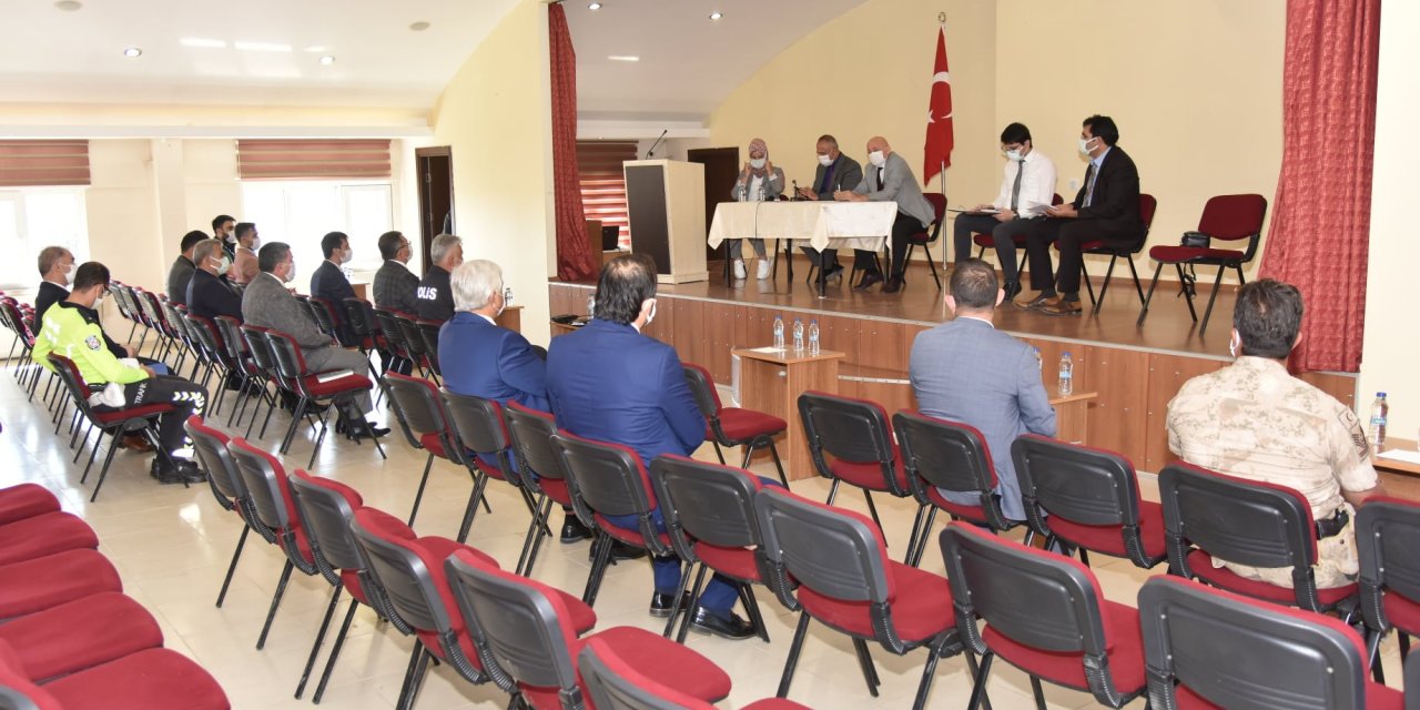 Göksun’da Covid-19’la Mücadele Toplantısı Yapıldı