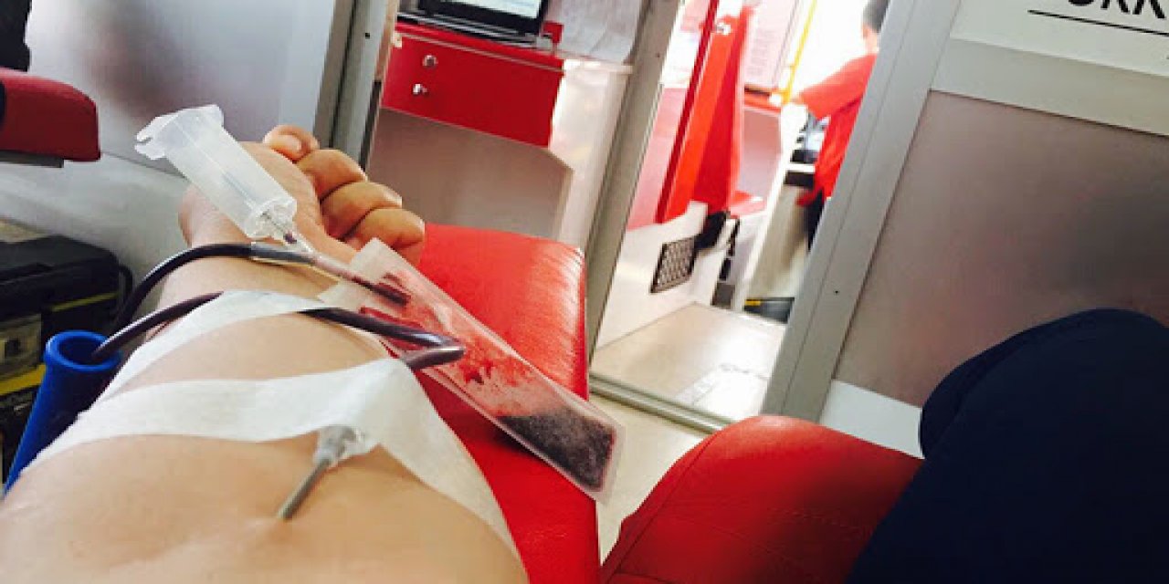 Kahramanmaraş'ta gönüllü gençlerden kan bağışı