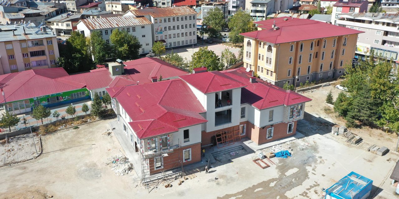 Göksun Millet Konağı inşaatında sona gelindi