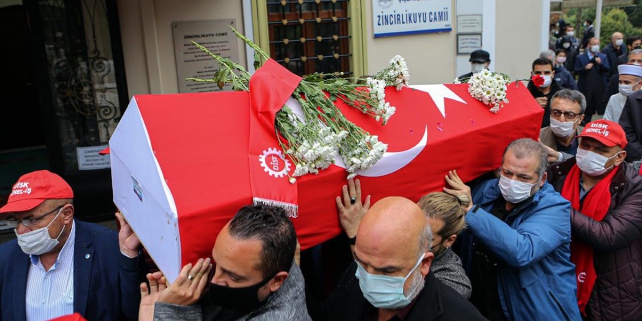 Timur Selçuk son yolculuğuna uğurlandı