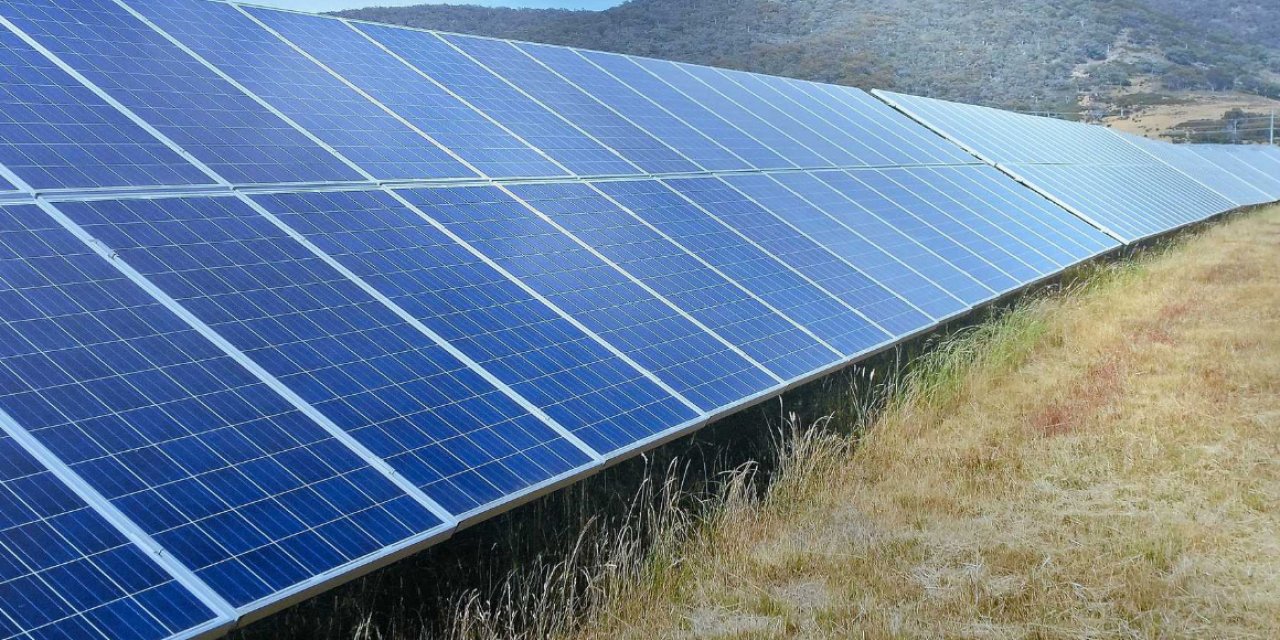 Türkiye'nin ilk yerli güneş paneli fabrikasında üretim kapasitesi artacak