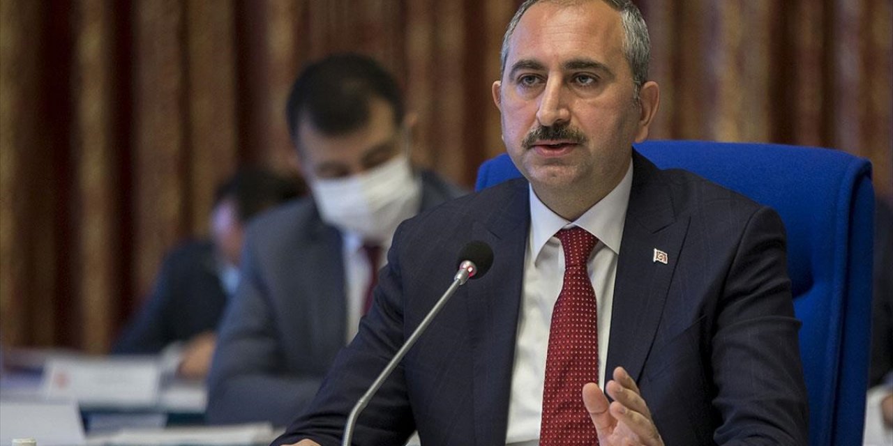 Bakan Gül: Yatırımları yeşerten ve bereketlendiren iklim, hukuk devletidir