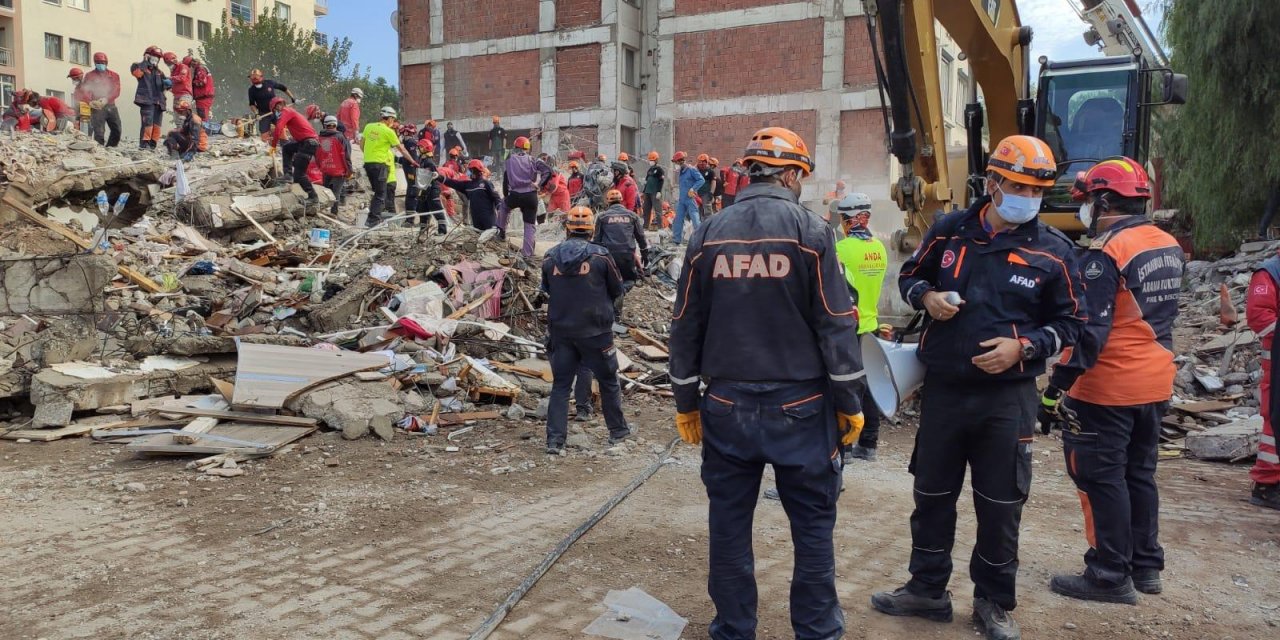 AFAD Kahramanmaraş ekibi İzmir depreminde hayat kurtaran faaliyetlerini anlattı