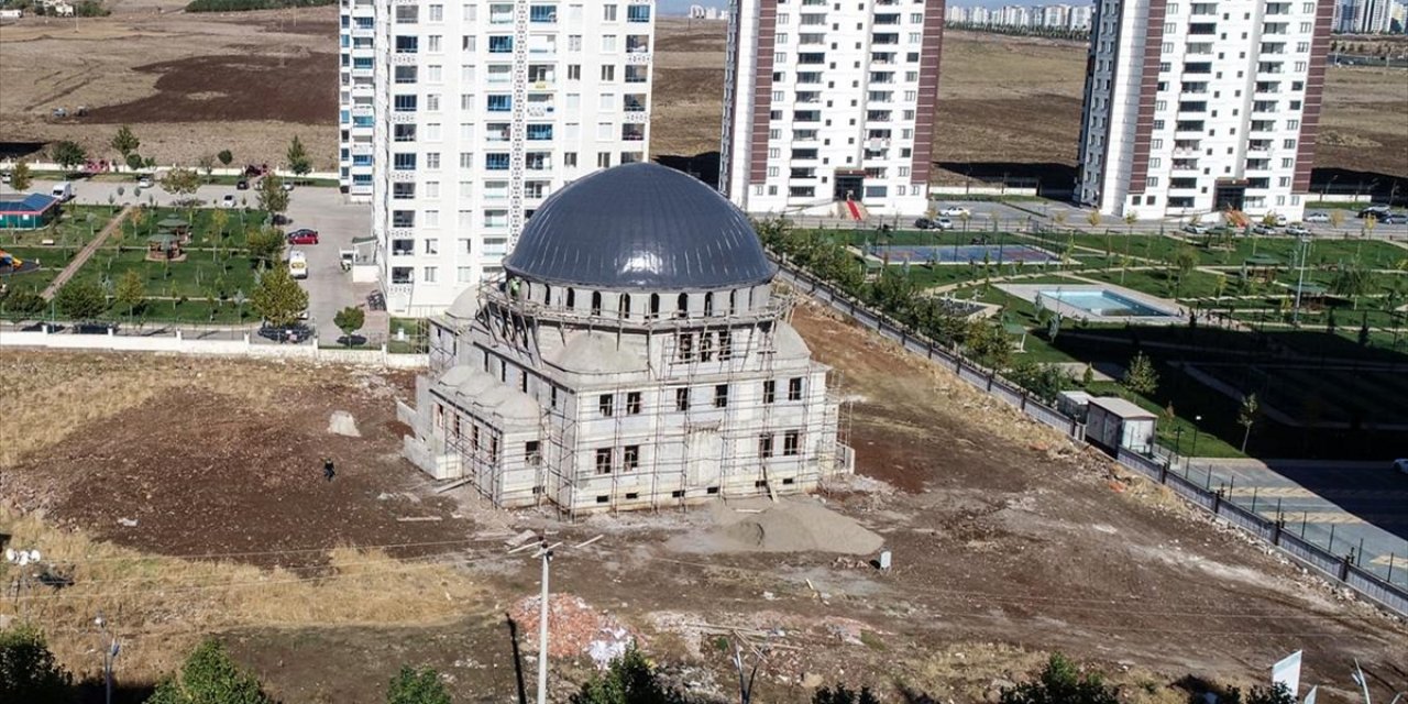 HDP'li belediyenin yapımını engellemeye çalıştığı camiler gelecek yıl ibadete açılıyor