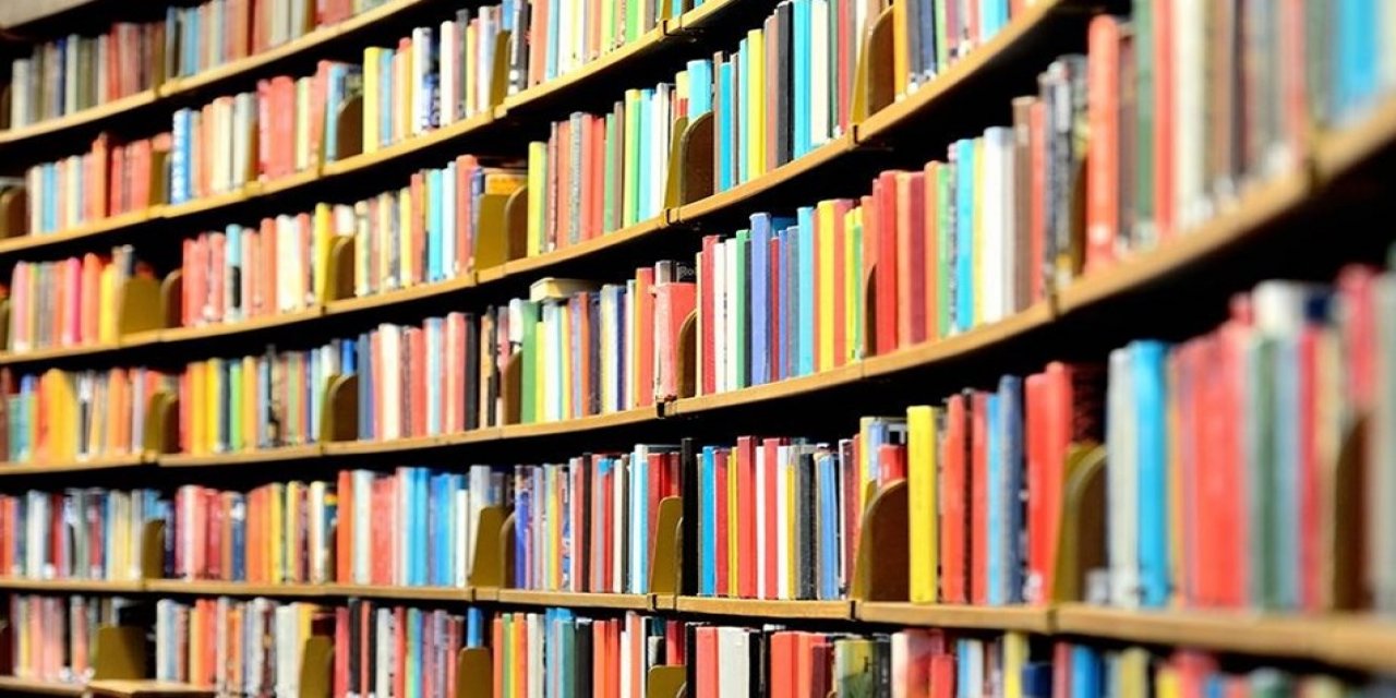 Afşin Gençlik Merkezinden kütüphaneye kitap desteği