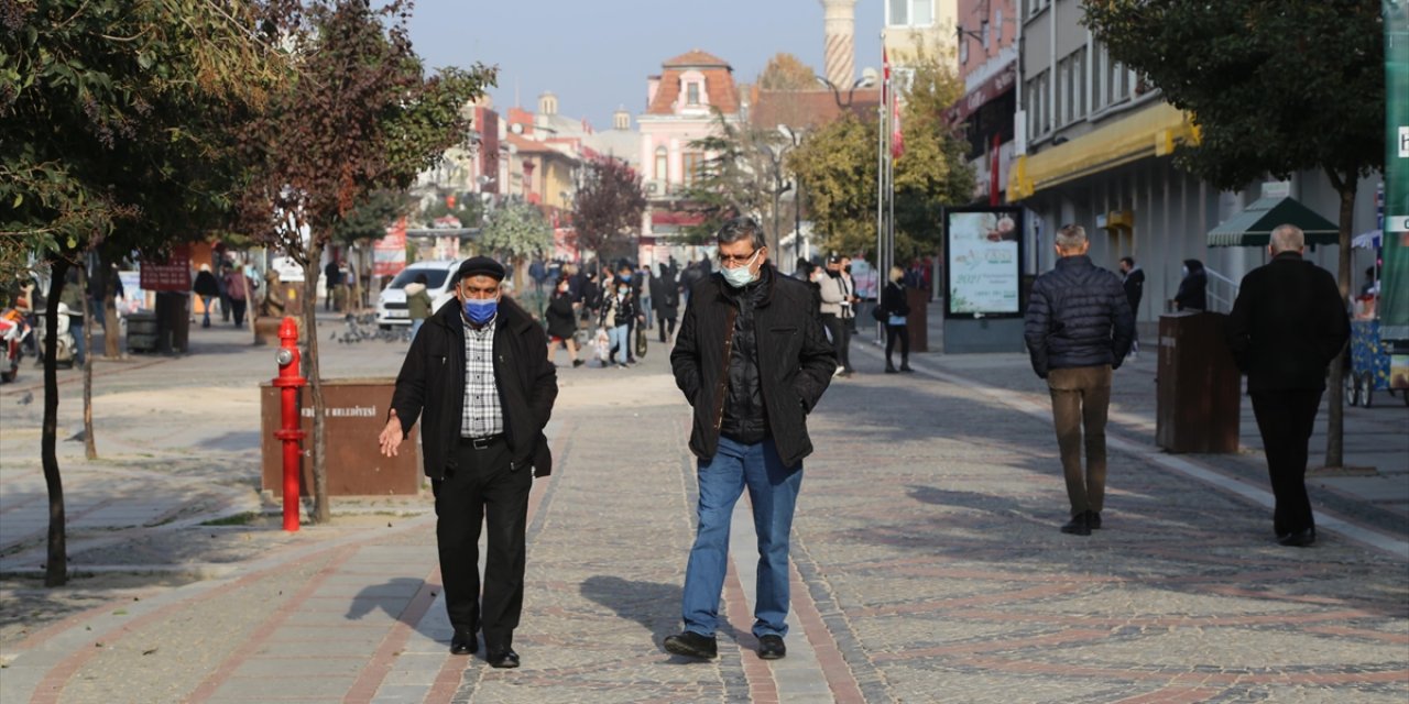 Edirne Sağlık Müdürlüğü: Yoğun bakım doluluk oranı yüzde 76,3