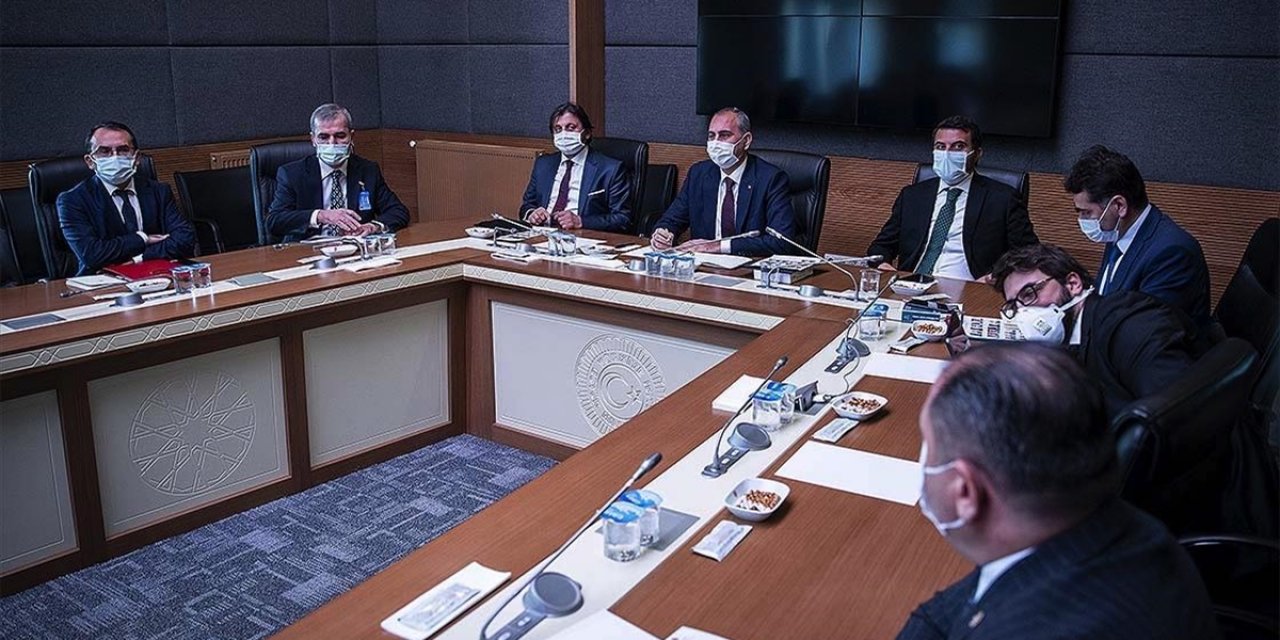 Adalet Bakanı Gül: En iyi reform, Anayasa metinlerinden, kanunlardan ziyade uygulamadır